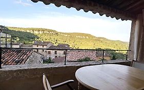 Spacious Stylish Provencal House With Terrace